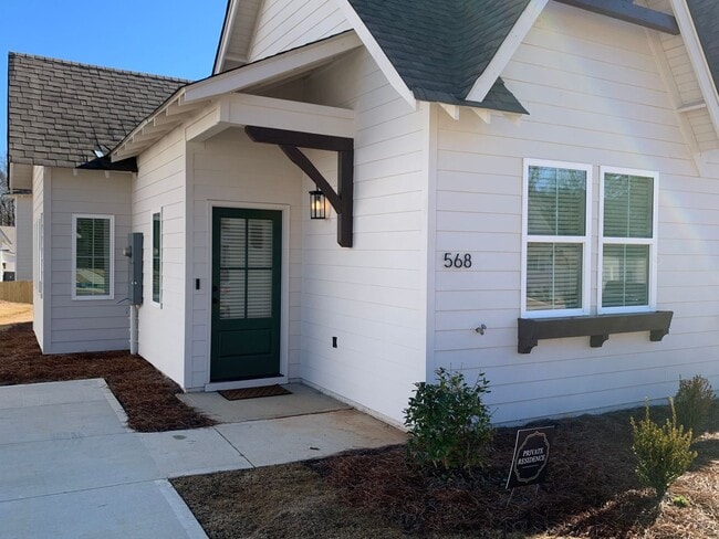 Foto del edificio - Piper Glenn Subdivision