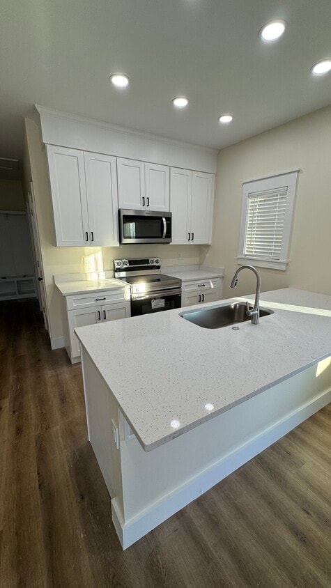 Foto principal - 1322 Fairland Ave