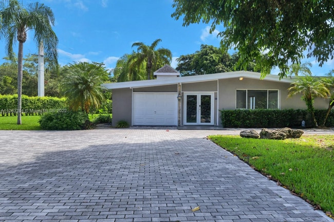 Building Photo - 12401 SW 80th Ave