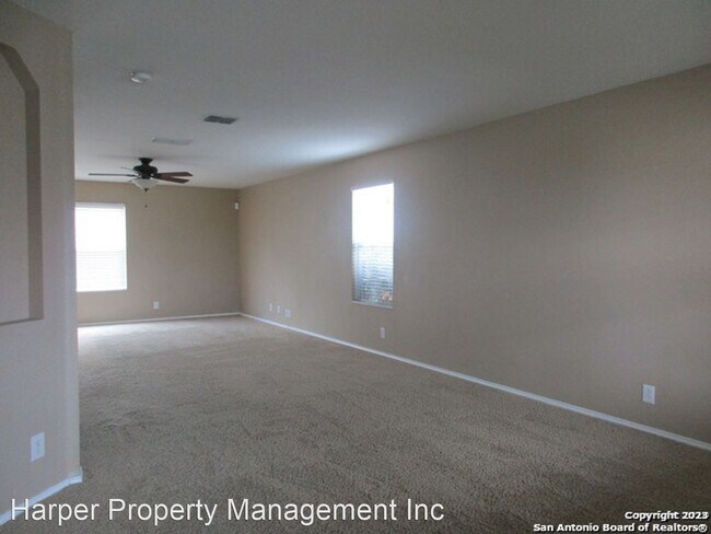 Foto del edificio - 3 br, 2.5 bath House - 5914 Barton Hollow