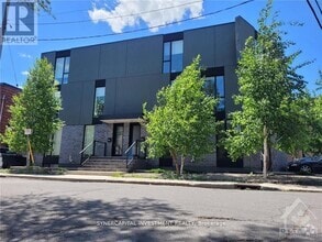 Building Photo - 14 Chapleau Ave