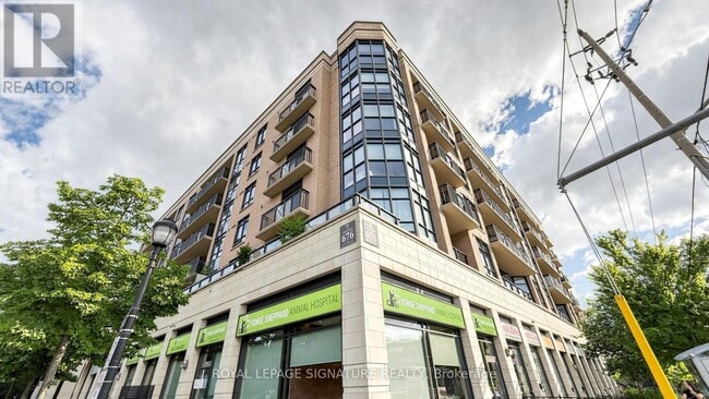 Building Photo - 676 Sheppard Ave E
