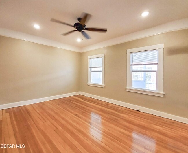 Foto del edificio - 2809 Wheeling Ave