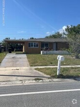 Building Photo - 753 Bianca Dr NE