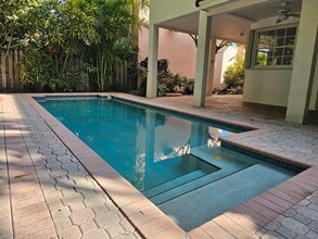 Building Photo - 9441 NW 47th Terrace