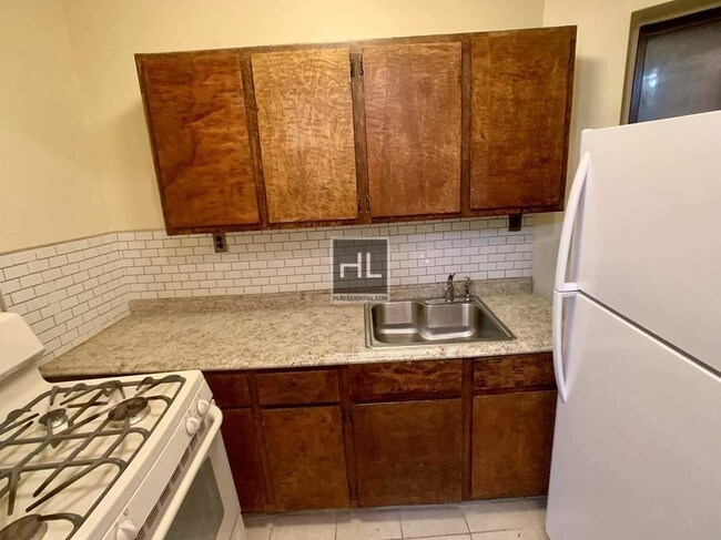 Building Photo - PACIFIC STREET 2 BED