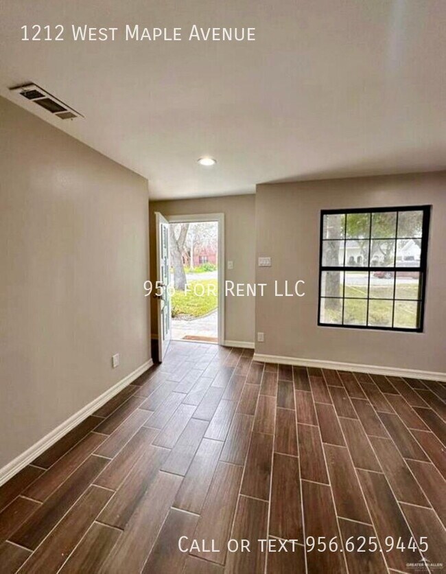Foto del edificio - 1212 W Maple Ave