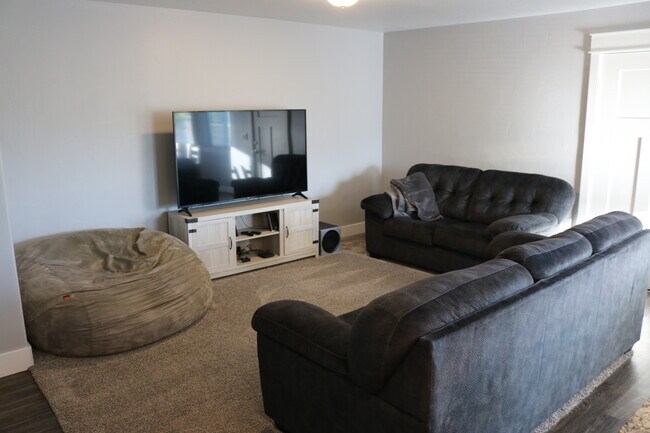 Foto del edificio - 287 W 20 N