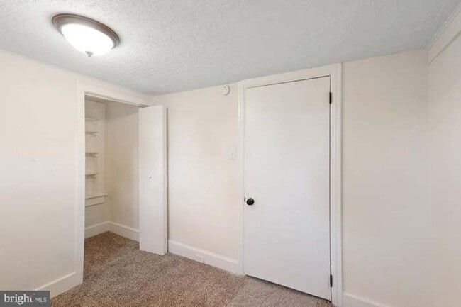 Building Photo - 3 Bedroom Feyetteville PA