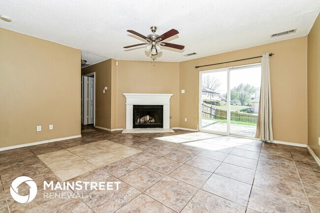 Foto del edificio - 4812 W Creek Rd