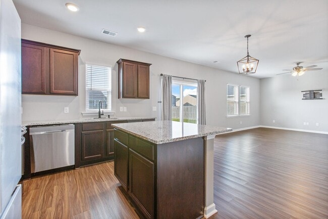 Foto del edificio - 322 Bountiful Dr