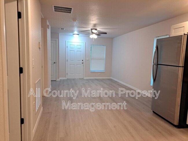 Foto del edificio - 2137 SW Fort King St