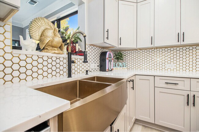 Foto del edificio - 4547 Sterling Pointe Dr