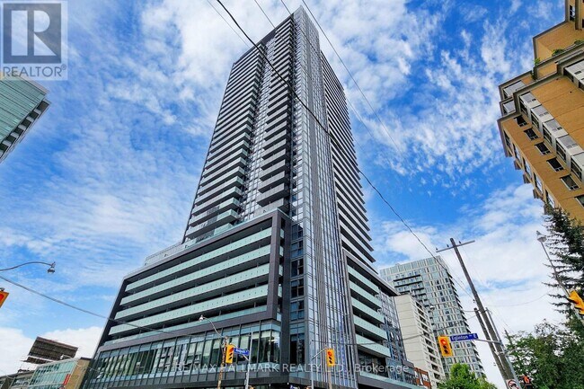 Building Photo - 125 Redpath Ave