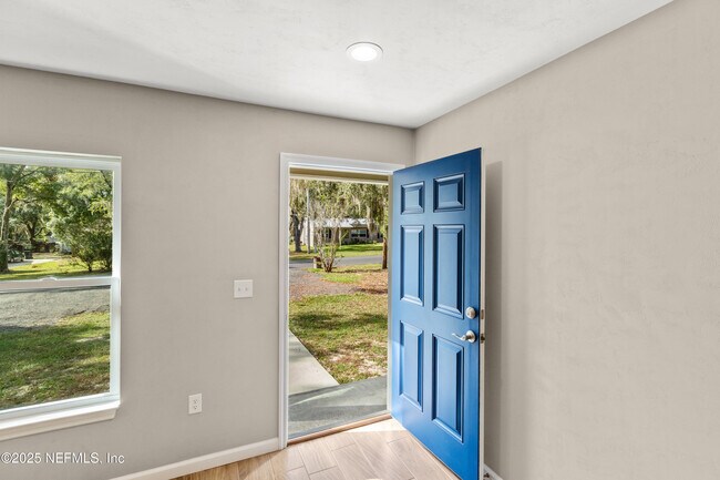 Foto del edificio - 442 SW Naha St