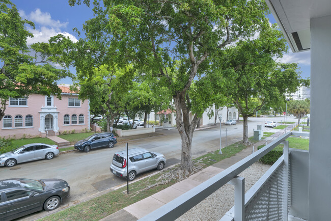 Building Photo - Santina Apartments