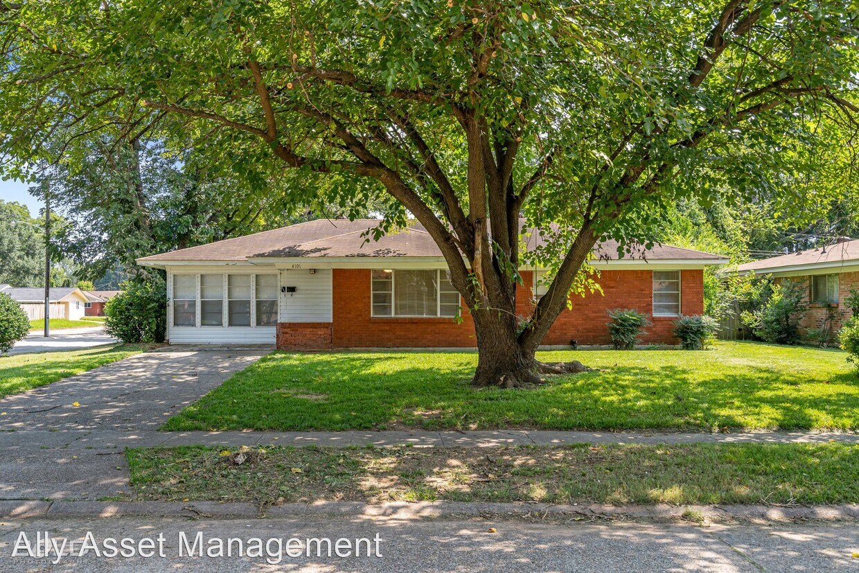 Primary Photo - 3 br, 2 bath House - 4101 Glen Street
