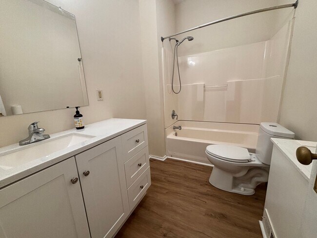 Foto del edificio - 2 Bedrooms- 1 Bathroom- House in Rockmart!
