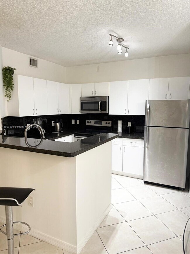 Foto del edificio - 19501 E Country Club Dr