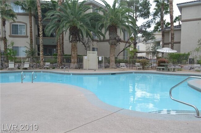 Building Photo - 7143 S Durango Dr