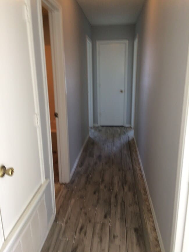 Building Photo - 4006 Peperport Dr