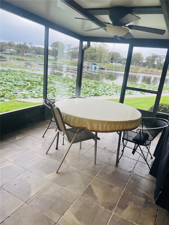 Building Photo - 832 Palm Harbor Ct