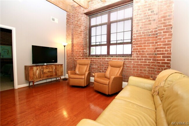 Foto del edificio - 815 Porter St