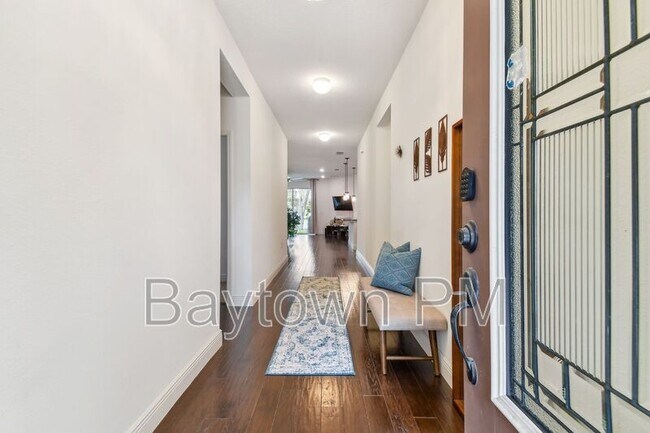 Foto del edificio - 10530 Medford Lakes Dr