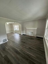 Building Photo - 623 Storer Ave