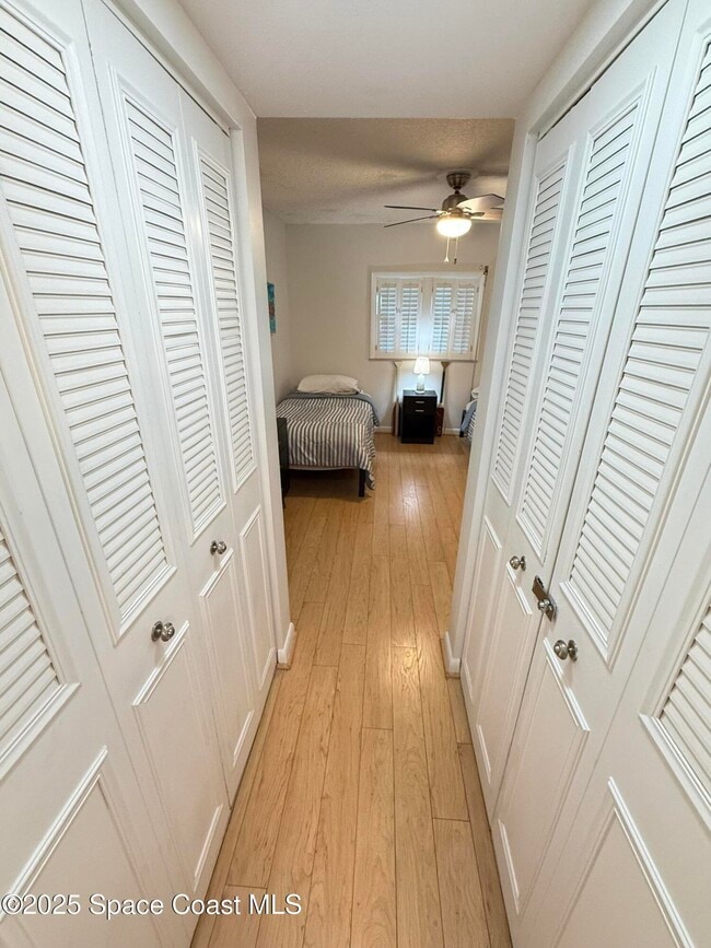 Building Photo - 301 S Miramar Ave