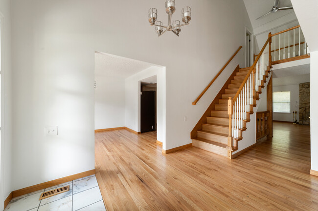 Building Photo - 5747 S Lansing Way