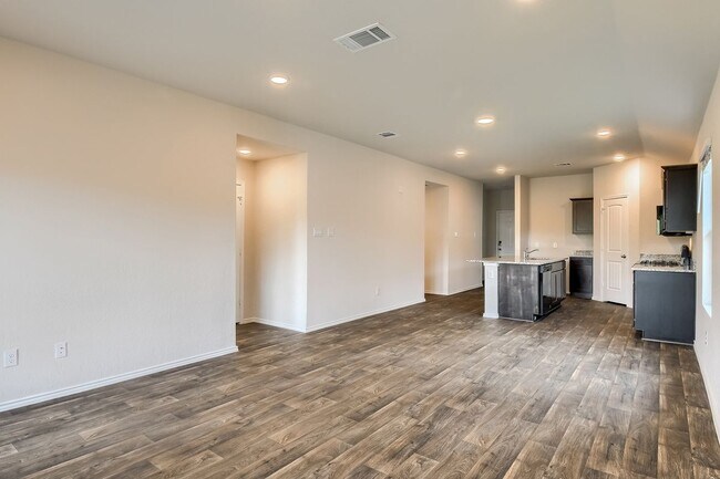 Foto del edificio - 745 Adler Way