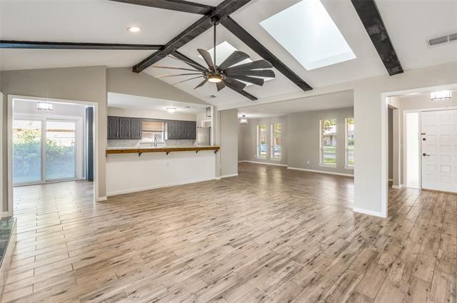 Building Photo - 2720 Grandview Dr