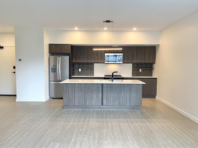 Photo du bâtiment - 5601-5601 Fenwick St