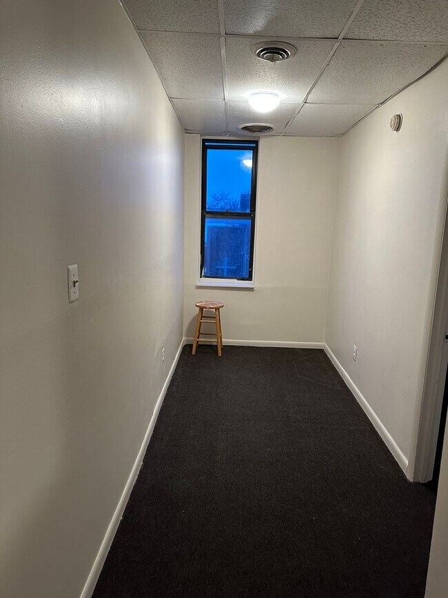 Foto del edificio - 1244 E North Ave