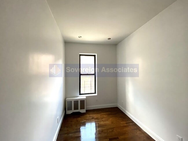 Building Photo - 523 W 135th St