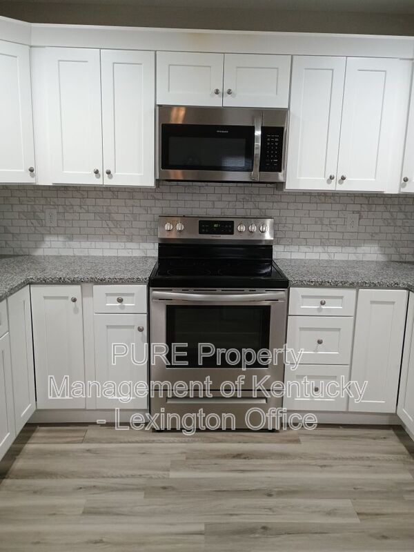 Foto del edificio - 720-722 Leeward Ct