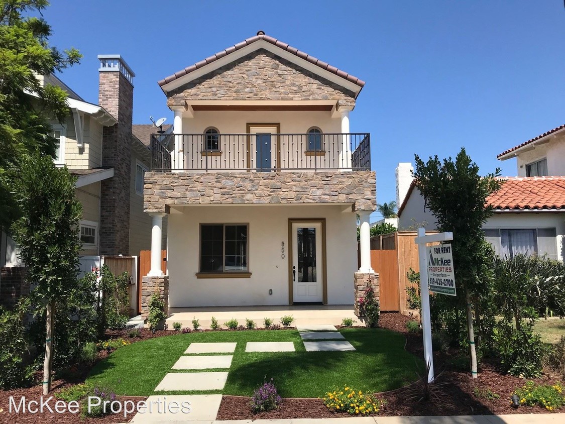 Primary Photo - 3 br, 2.5 bath House - 850 A Avenue