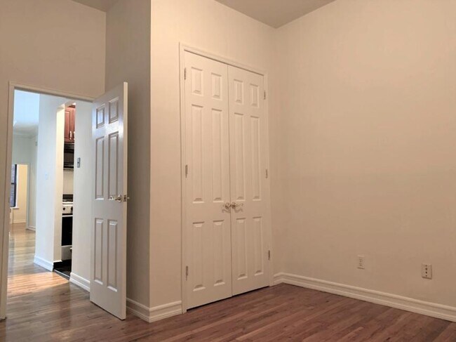 Building Photo - 2 bedroom in New York NY 10024