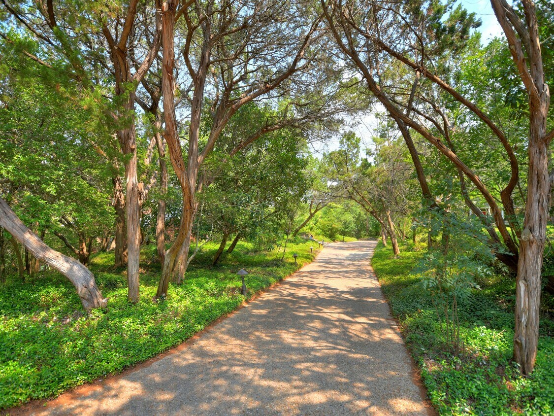 1 Sundown Pkwy, Austin, TX 78746 House Rental in Austin, TX