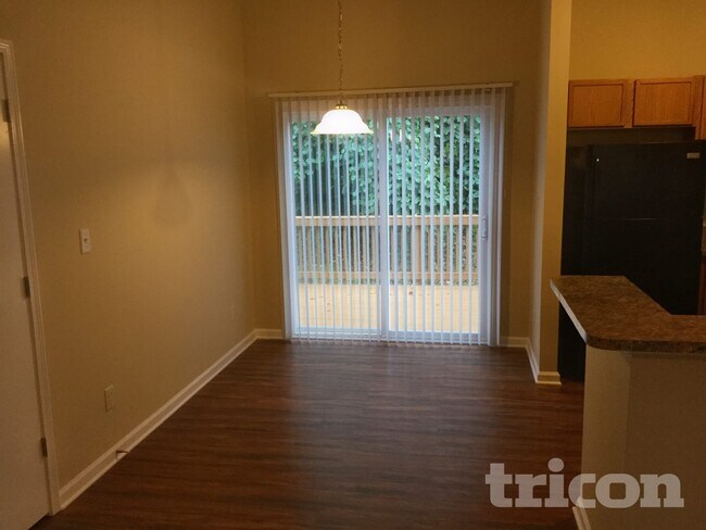 Foto del edificio - 11507 Stewarts Crossing Dr