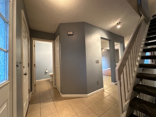 Foto del edificio - 835 Overlook Ridge Dr