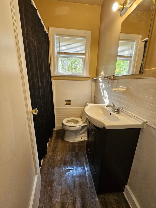 Building Photo - Private Complete Oasis steps from the Brem...