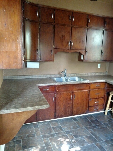 Foto del edificio - Main St