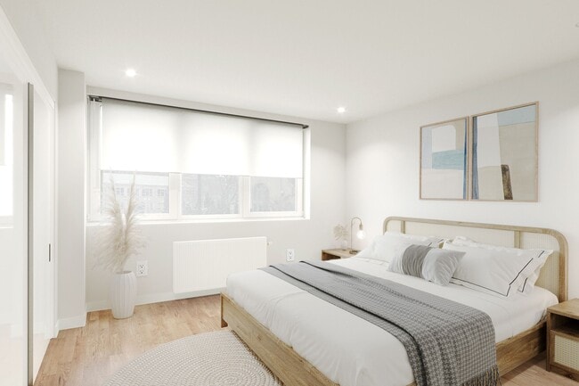 Building Photo - 3555 Chem. de la Côte-des-Neiges