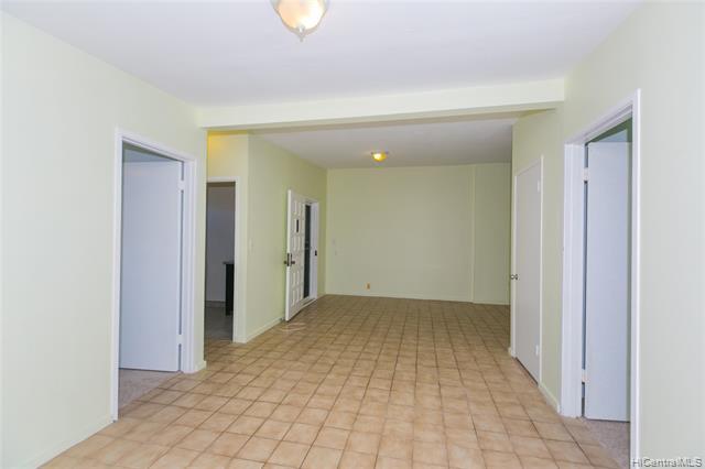 Building Photo - 828 Oneawa St