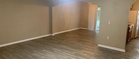 Building Photo - 11892 Lake Bend Cir