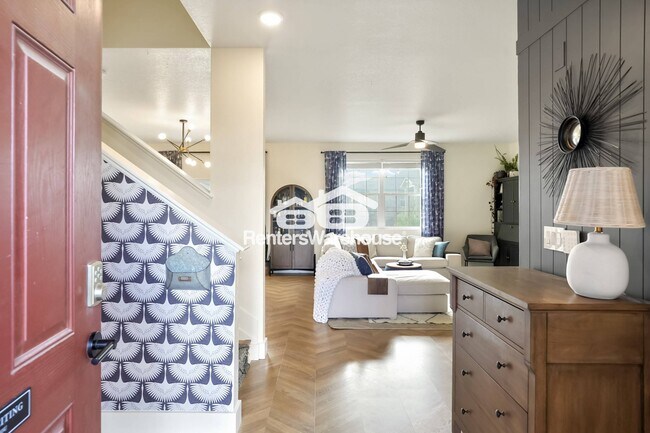 Building Photo - 6515 N Espana Ct