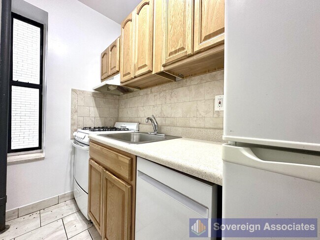 Foto del edificio - 610 W 150th St