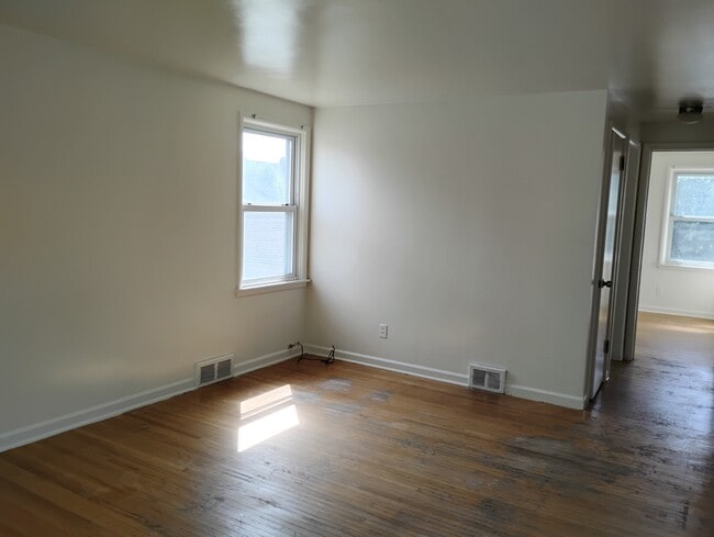 Building Photo - 56 Delaney Ave